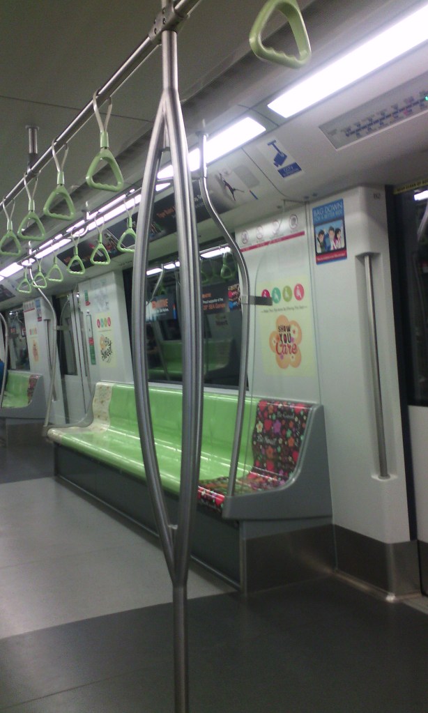 Have you ever seen a cuter or cleaner subway car?